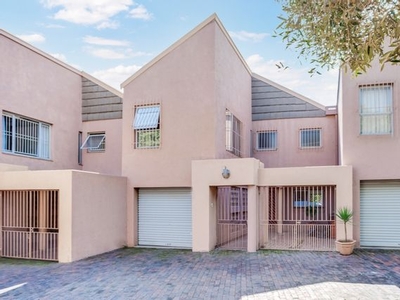 3 Bedroom Apartment Rented in Sunninghill