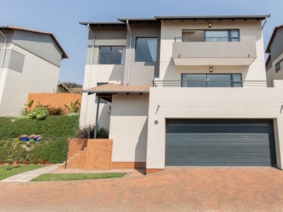 4 Bedroom house for sale in Amorosa, Roodepoort