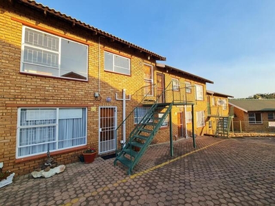 Apartment For Rent In Rant En Dal, Krugersdorp