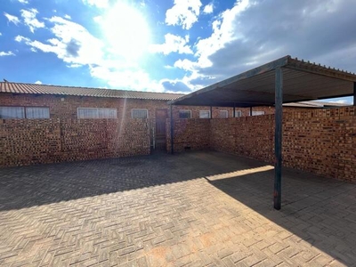 Apartment For Sale In Finsbury, Randfontein