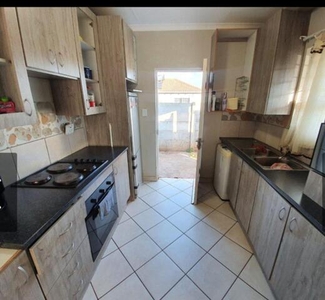 Apartment For Sale In Kirkney, Pretoria