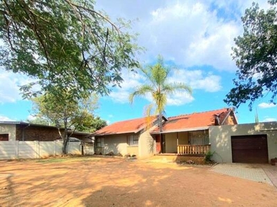 House For Sale In Fauna Park, Polokwane