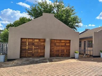 House For Sale In Ventersdorp, North West