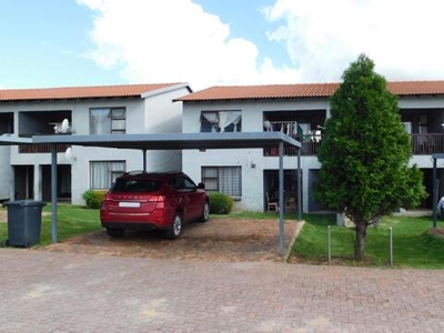 Townhouse For Sale In Vorna Valley, Midrand