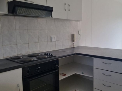 2 Bedroom apartment to rent in Kensington, Cape Town