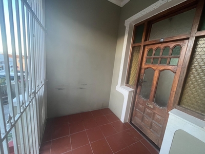 2 bedroom house to rent in Walmer Estate (Cape Town)