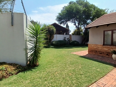 3 bedroom security estate home to rent in Willowbrook