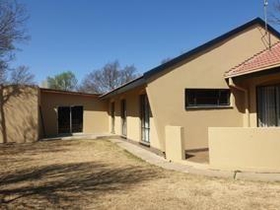 3 bedroom, Standerton Mpumalanga N/A