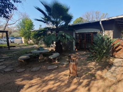 4 bedroom, Bloemfontein Free State N/A