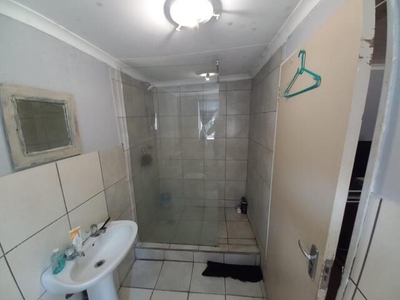 9 bedroom, Bloemfontein Free State N/A