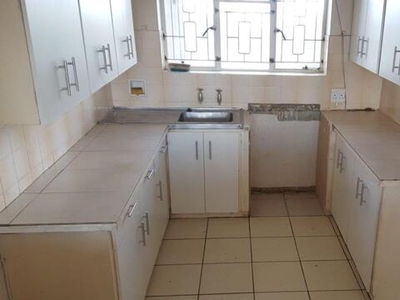 Apartment For Rent In Port Elizabeth Central, Port Elizabeth
