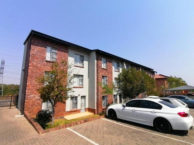 Apartment For Rent In Rooihuiskraal North, Centurion