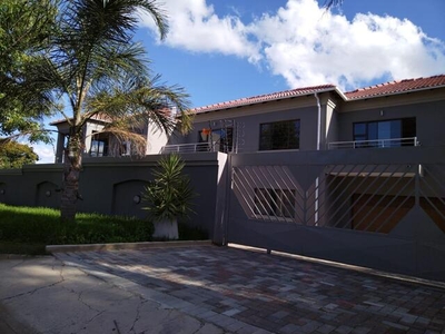 Apartment For Rent In Selwyn, Roodepoort