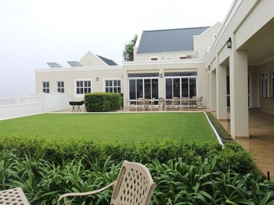 Apartment For Sale In Dennegeur, Somerset West