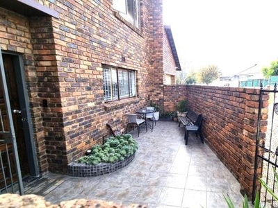 Apartment For Sale In Isandovale, Edenvale