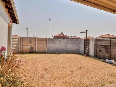 Apartment For Sale In Kirkney, Pretoria