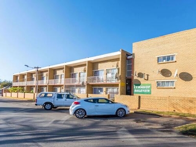 Apartment For Sale In Randgate, Randfontein