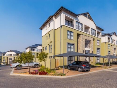 Apartment For Sale In Waterfall Country Estate, Midrand