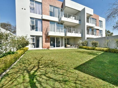 Apartment For Sale In Waverley, Johannesburg