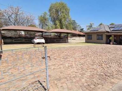 Commercial Property For Sale In Three Rivers, Vereeniging