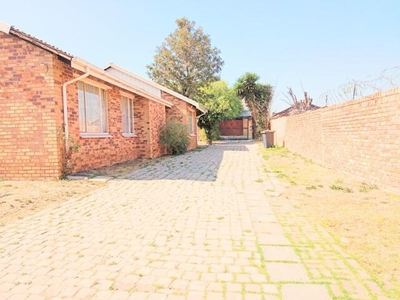 House For Rent In Alexandra East Bank, Sandton