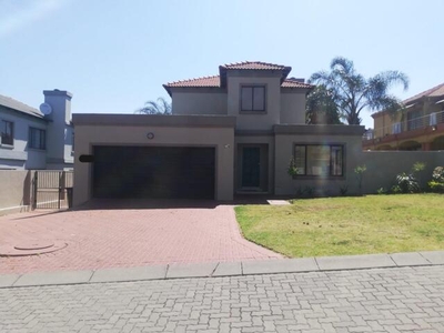 House For Rent In Country View, Midrand