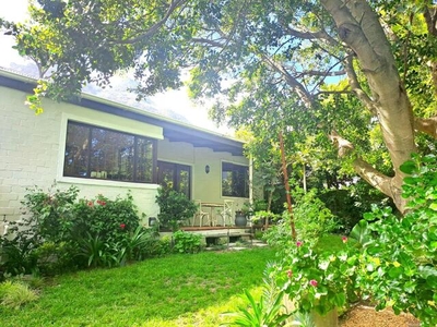 House For Rent In Penzance Estate, Hout Bay