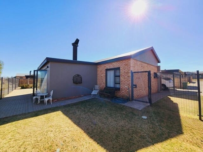 House For Sale In Baillie Park, Potchefstroom