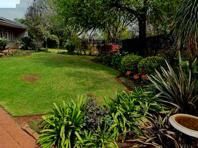 House For Sale In Clubview West, Centurion