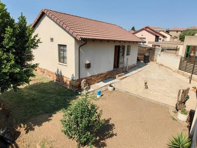 House For Sale In Cosmo City, Roodepoort