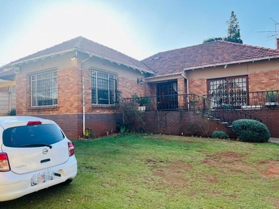 House For Sale In Cyrildene, Johannesburg