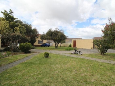 House For Sale In Diep River, Cape Town