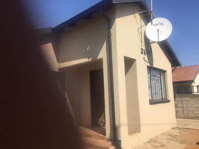 House For Sale In Diepkloof Zone 6, Soweto