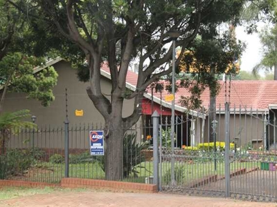 House For Sale In Erasmusrand, Pretoria