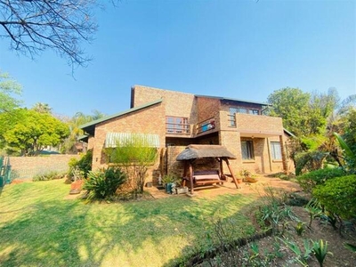 House For Sale In Garsfontein, Pretoria