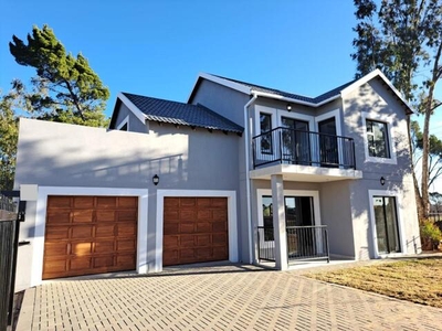 House For Sale In Grasslands, Bloemfontein