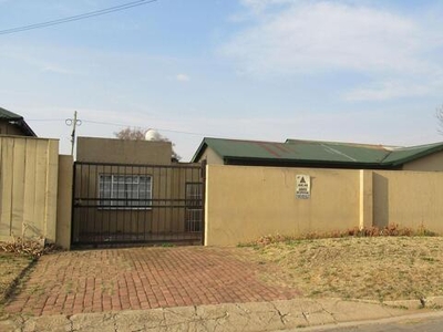 House For Sale In Hamberg, Roodepoort