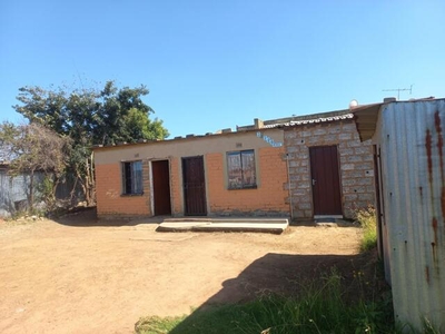 House For Sale In Langaville, Brakpan