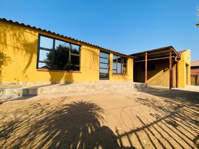 House For Sale In Mabopane Unit B, Mabopane