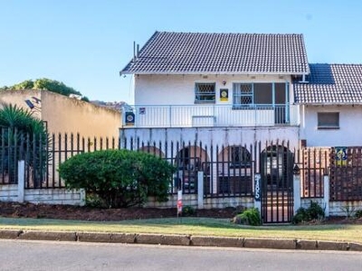 House For Sale In Mondeor, Johannesburg