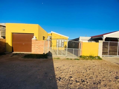 House For Sale In Motherwell Nu 1, Port Elizabeth