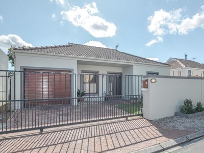 House For Sale In Parklands, Blouberg