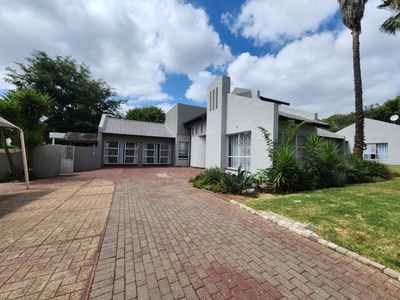 House For Sale In Randhart, Alberton