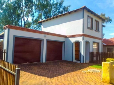 House For Sale In Southdowns Estate, Alberton