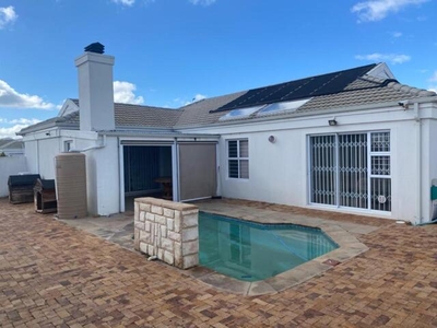 House For Sale In Sunningdale, Blouberg