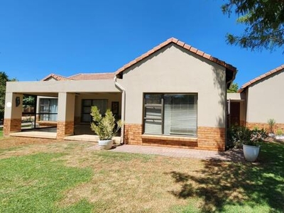 House For Sale In The Retreat, Pretoria
