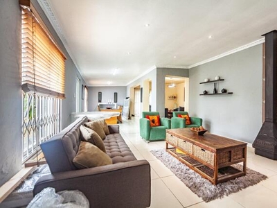 House For Sale In Thornton, Cape Town