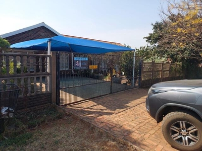 House For Sale In Zeerust, North West