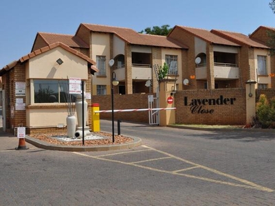 Townhouse For Rent In Olympus Ah, Pretoria