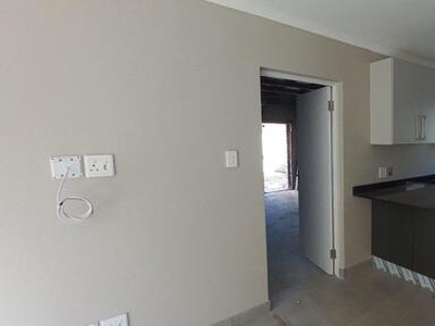 Townhouse For Rent In Springfield, Port Elizabeth